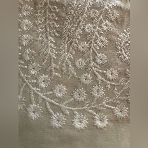 Classy Cool Girl Casual Embroidered Shorts - Picture 16 of 16